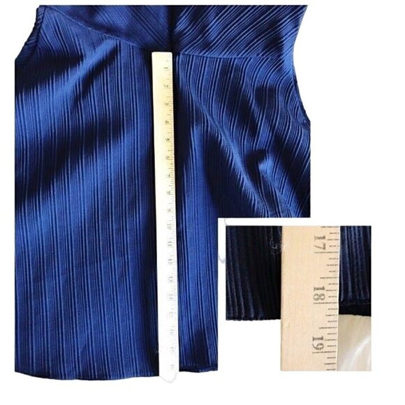 NWT Topshop Navy Off the shoulder Dress, Size 6 - Picture 8 of 9